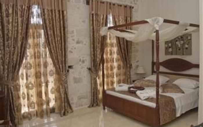 Antica Dimora Suites Hotel