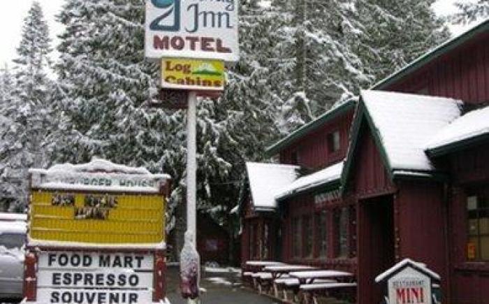 Gateway Inn & Cabins