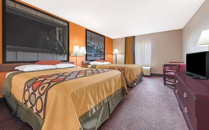 Super 8 by Wyndham Shepherdsville / Louisville South I65