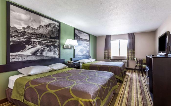 Super 8 By Wyndham Rock Springs