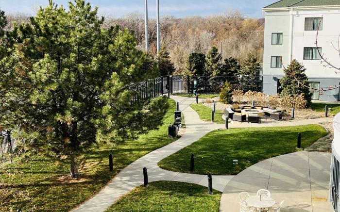 Sonesta Essential Junction City