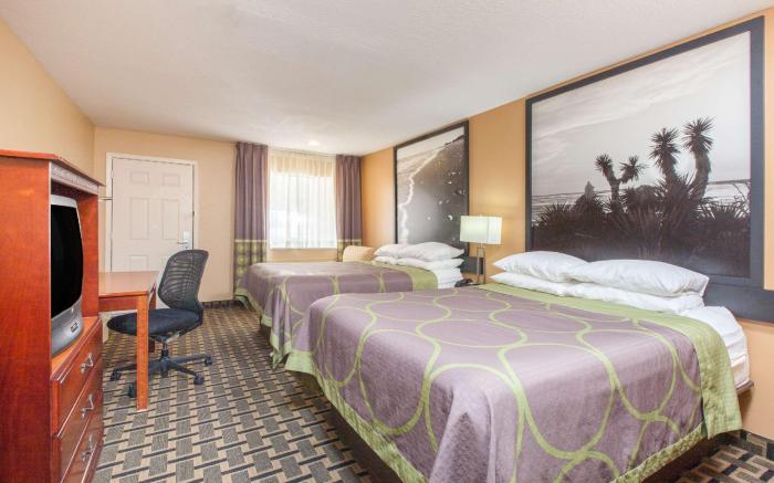 Super 8 by Wyndham Houston/Willowbrook/Hwy 249