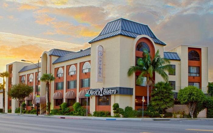 Coast Burbank Hotel