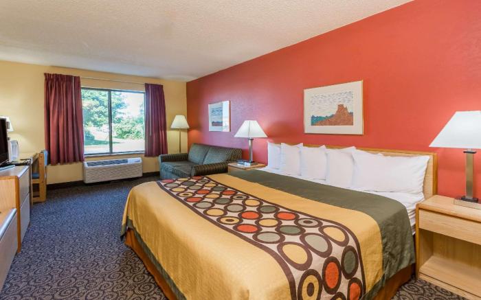 Super 8 By Wyndham Appleton