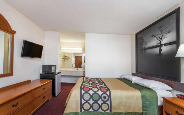 Super 8 by Wyndham Columbia SC / Ft. Jackson