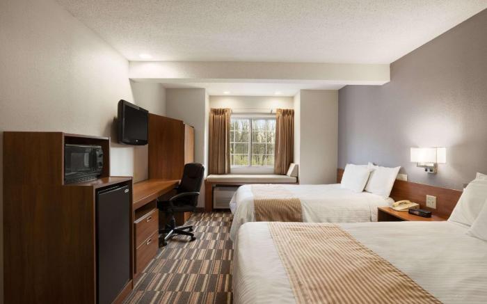 Microtel Inn by Wyndham Albany Airport