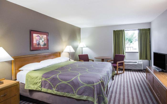 Super 8 By Wyndham Oxford