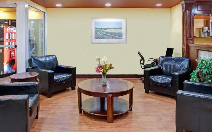 Days Inn by Wyndham Marietta-Atlanta-Delk Road
