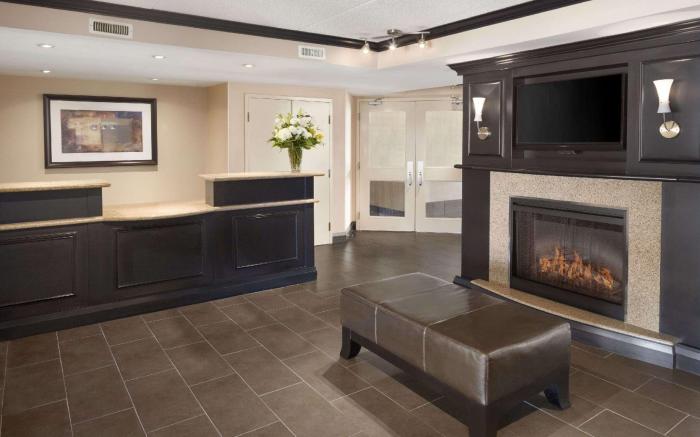 Days Inn by Wyndham Brantford
