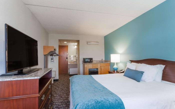 Days Inn by Wyndham Hershey