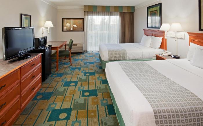 La Quinta Inn & Suites by Wyndham Redding