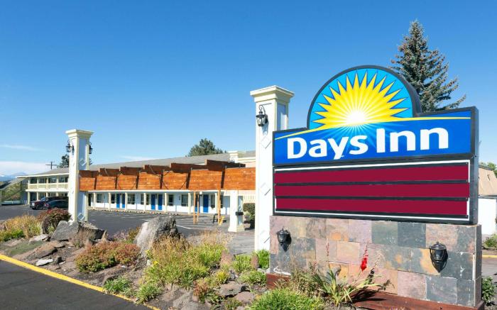 Days Inn by Wyndham Bend