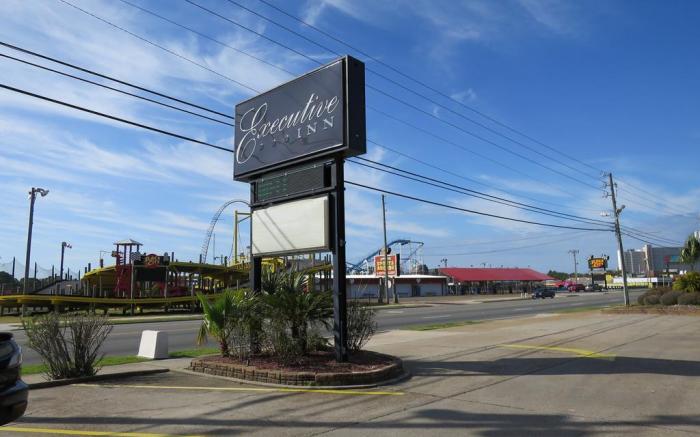Executive Inn - Panama City Beach