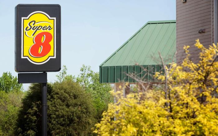 Super 8 by Wyndham Garland/Rowlett/East Dallas Area