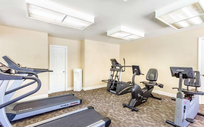 Days Inn & Suites by Wyndham Mesa Near Phoenix