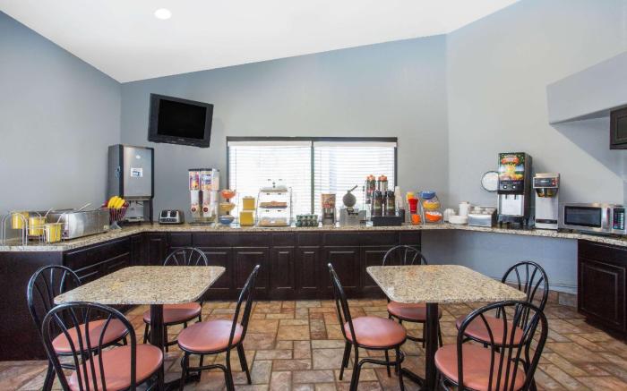 Days Inn by Wyndham Buckeye