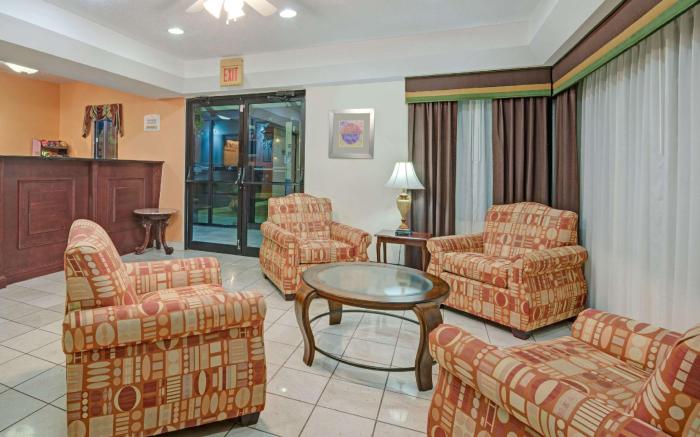Travelodge by Wyndham Montgomery East