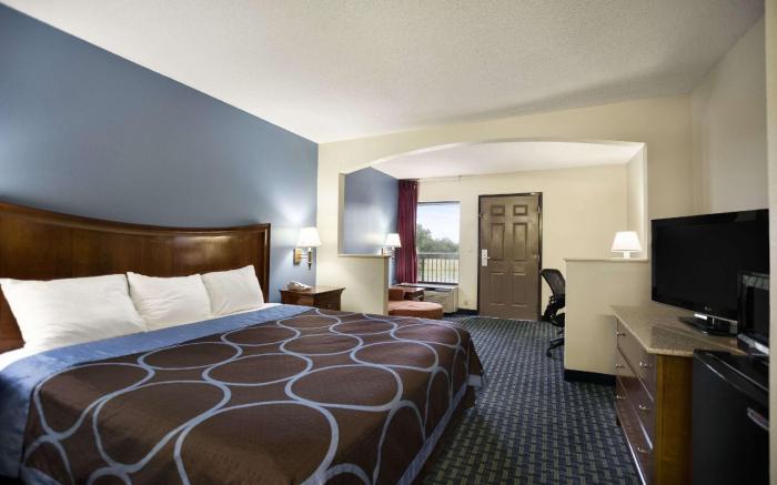 Days Inn by Wyndham Clarksville North