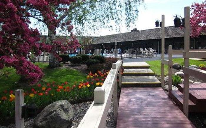 Fireside Inn & Suites Portland