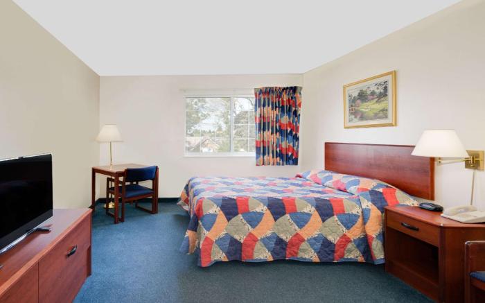 Super 8 By Wyndham Emmetsburg