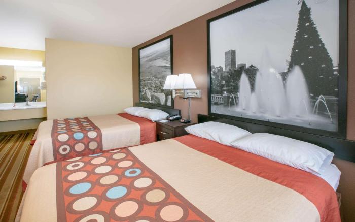 Super 8 By Wyndham Big Cabin/Vinita Area