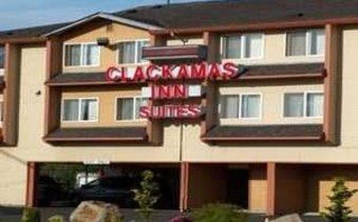 Clackamas Inn and Suites