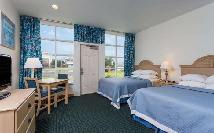 Days Inn by Wyndham Kill Devil Hills Oceanfront - Wilbur