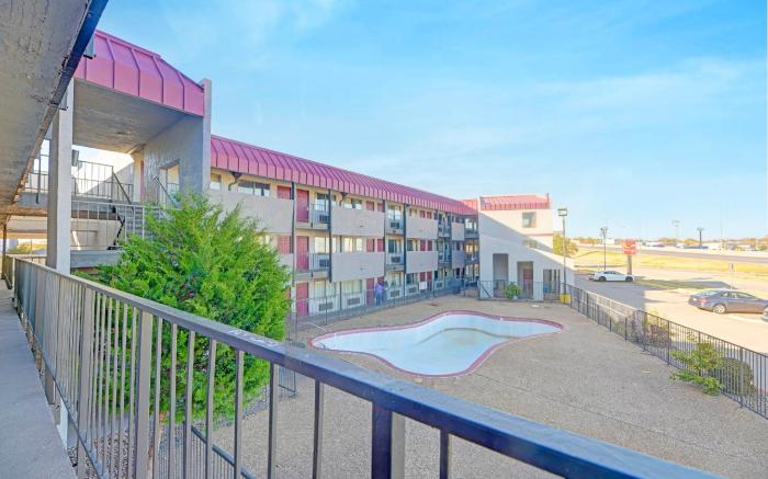 Travelers inn by OYO Wichita Falls