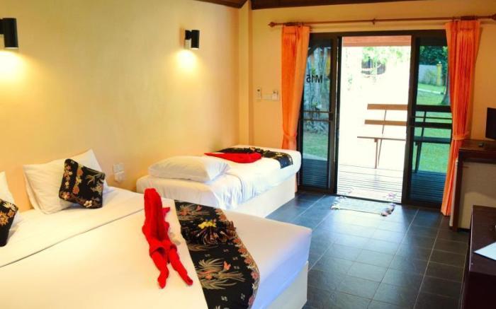 Lanta Pearl Beach Resort