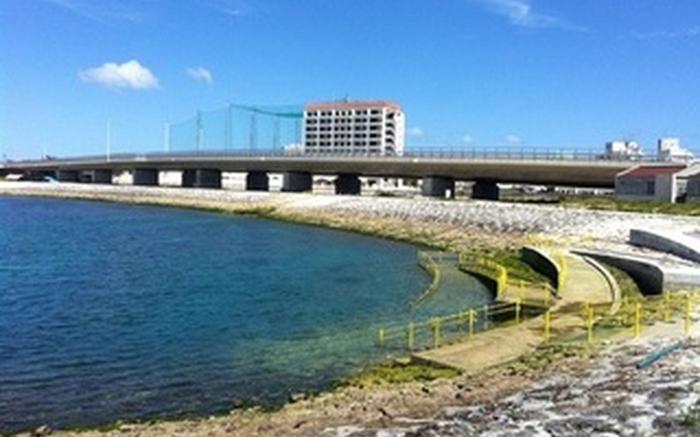 Naha Beach Side Hotel