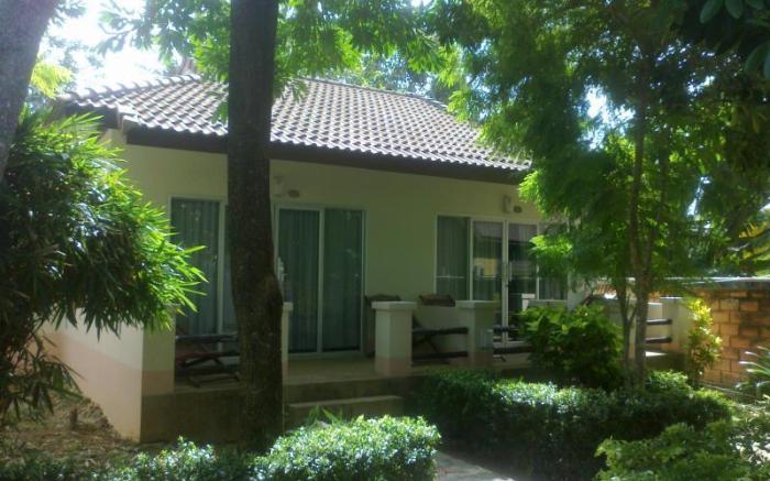 Gooddays Lanta Beach Resort