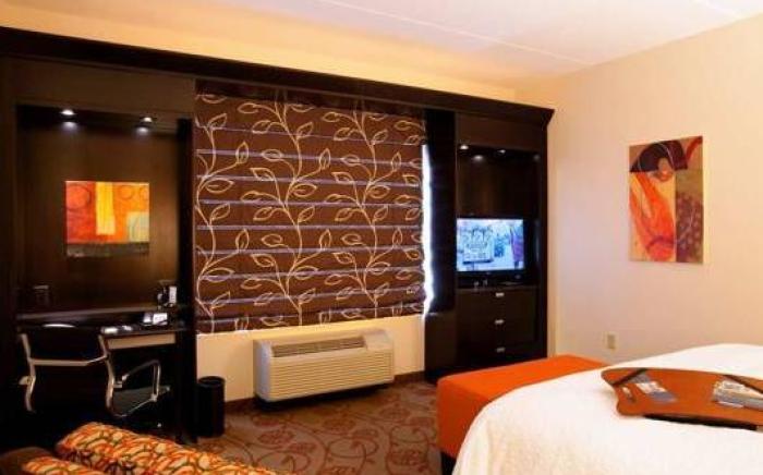 Hampton Inn & Suites Chattanooga/Downtown