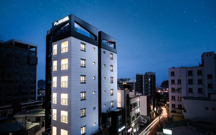 Run Hotel