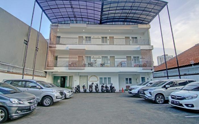 Capital O 90432 Family Residence Near SCBD, Ciwalk, Mall Casablanca