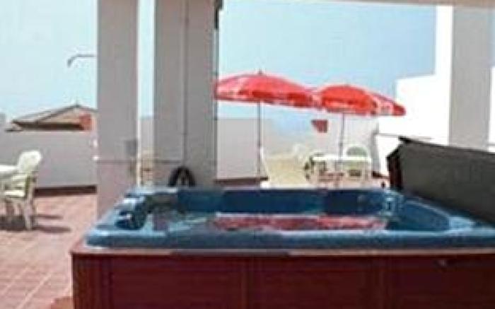 Apartamentos Turisticos Plaza del Olvido