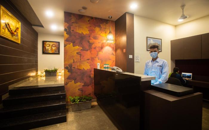 Hotel Singhs By WB Hotel
