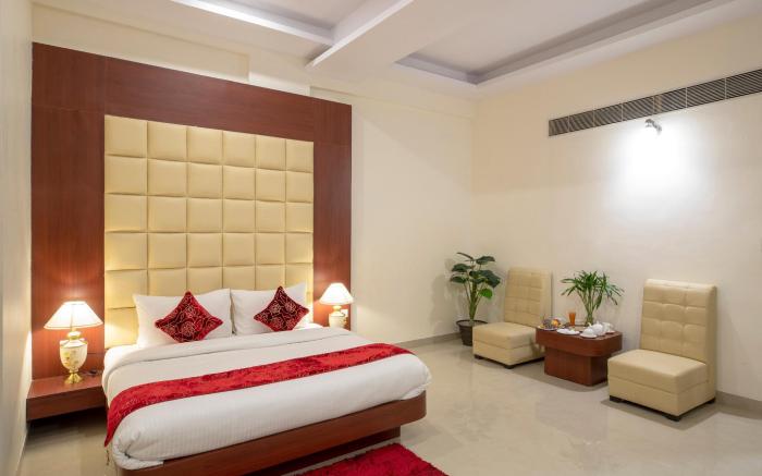Red K Velvet Hotel