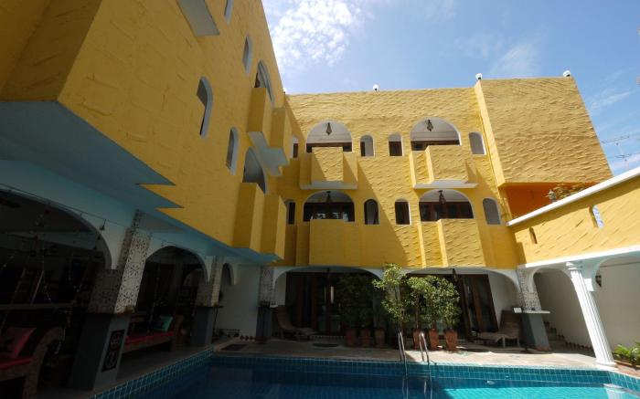 Riad Hua Hin Hotel