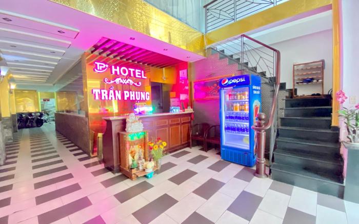 Tran Phung Hotel
