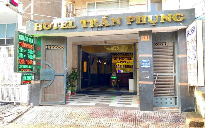 Tran Phung Hotel