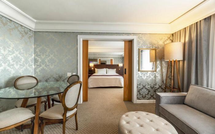 Grand Mercure Curitiba Rayon                                                               