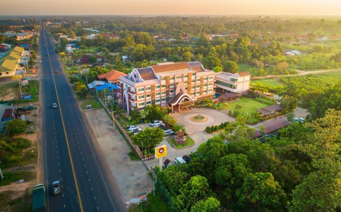 Phanomrungpuri Hotel
