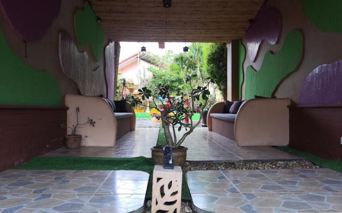 Pandora Lifestyle Hotel