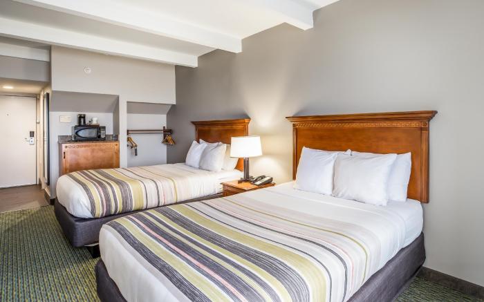 Country Inn & Suites by Radisson, Virginia Beach (Oceanfront), VA