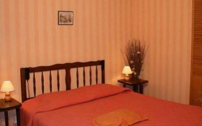 Logis Auberge Le Colombien - Hotel et Restaurant