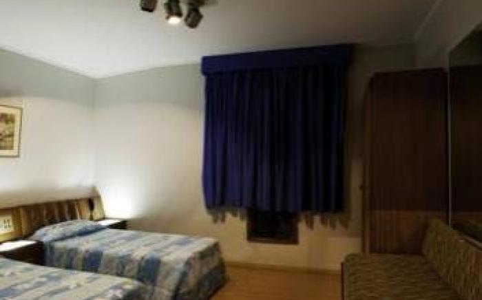Carillon Plaza Hotel