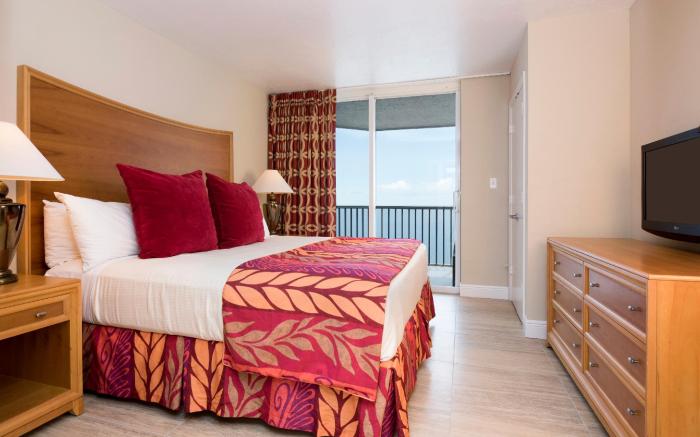 Diamond Head Beach Resort