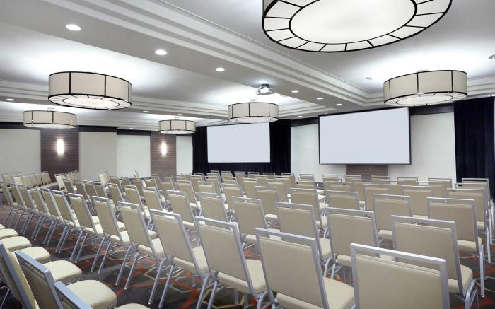 Wyndham Grand Fallsview Hotel