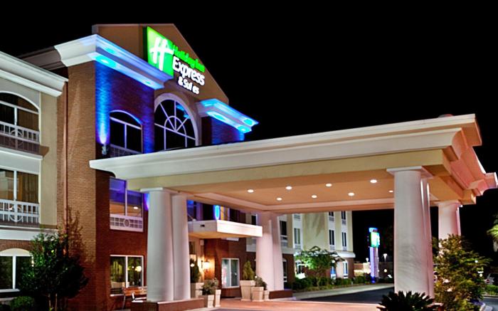 Holiday Inn Express Hotel & Suites - Sumter By IHG