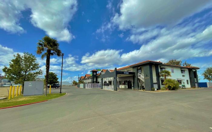 SureStay Hotel by Best Western Williams